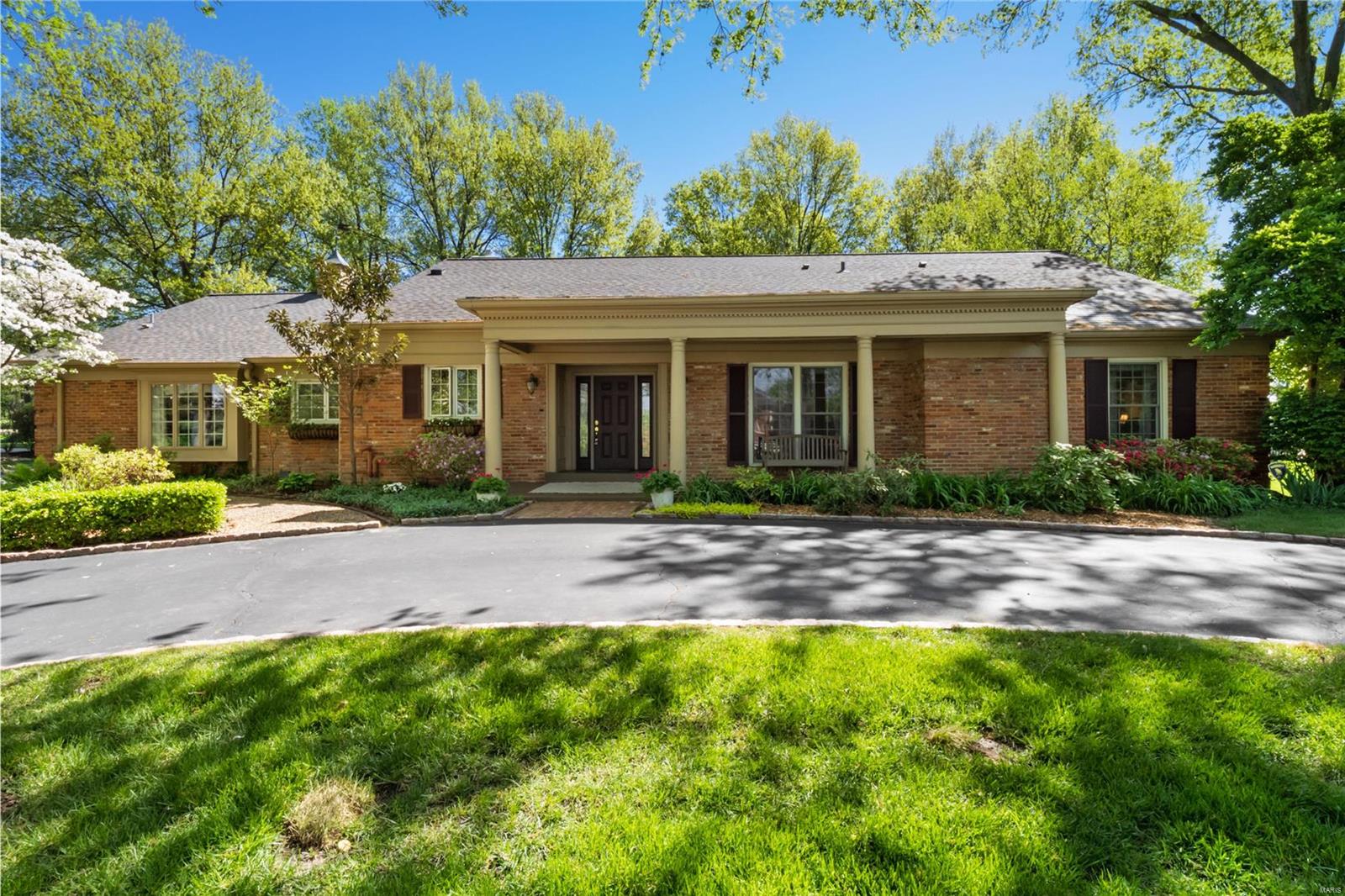 2416 White Stable Road St. Louis, MO 63141 - Photo 2 of 59