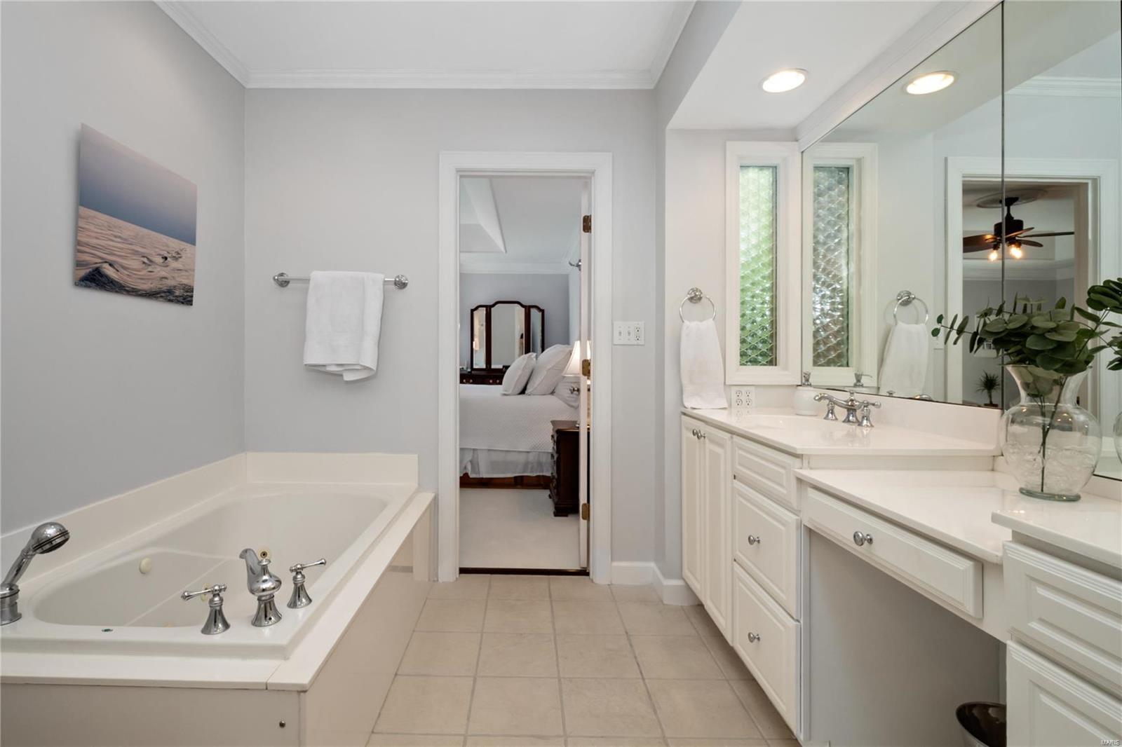 2416 White Stable Road St. Louis, MO 63141 - Photo 25 of 59