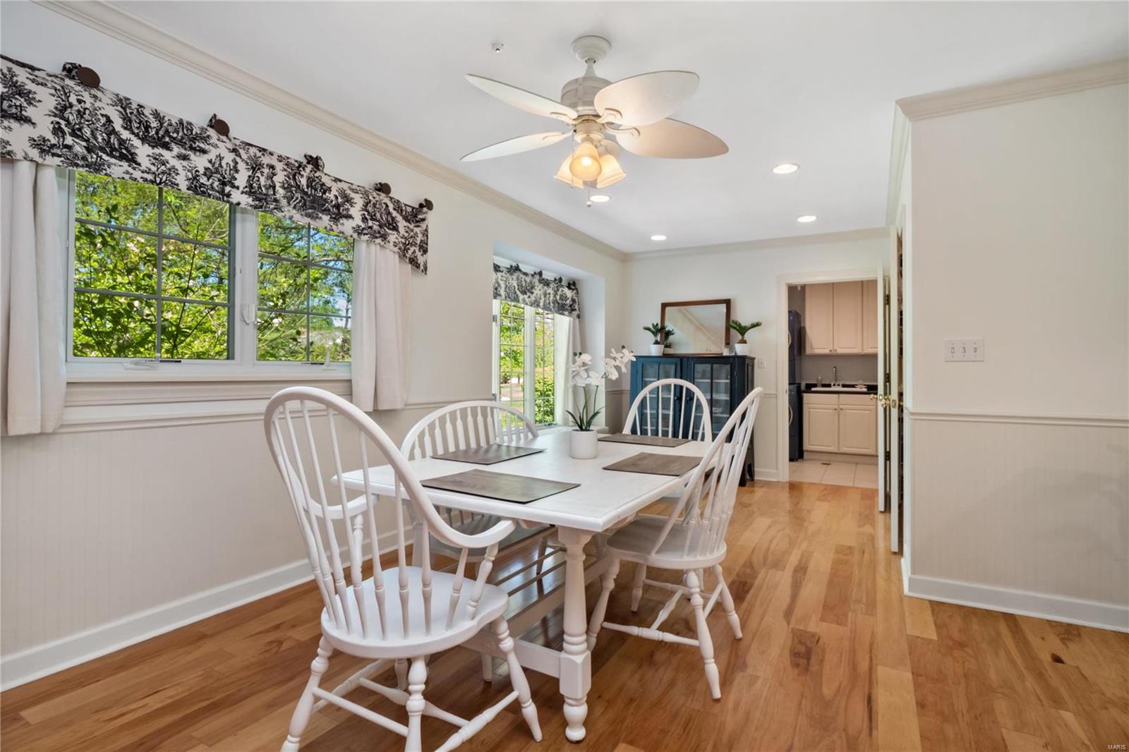 2416 White Stable Road St. Louis, MO 63141 - Photo 10 of 59