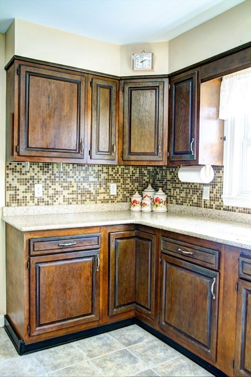83 Park Road Chelmsford, MA 01824 - Photo 17 of 40 Gallery Image 17