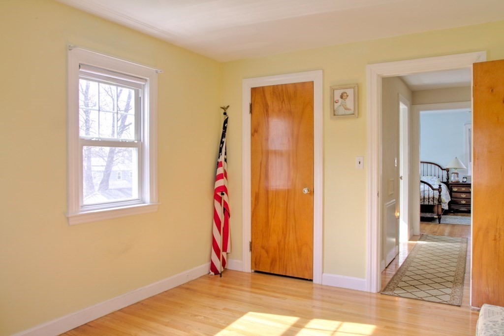 83 Park Road Chelmsford, MA 01824 - Photo 26 of 40 Gallery Image 26