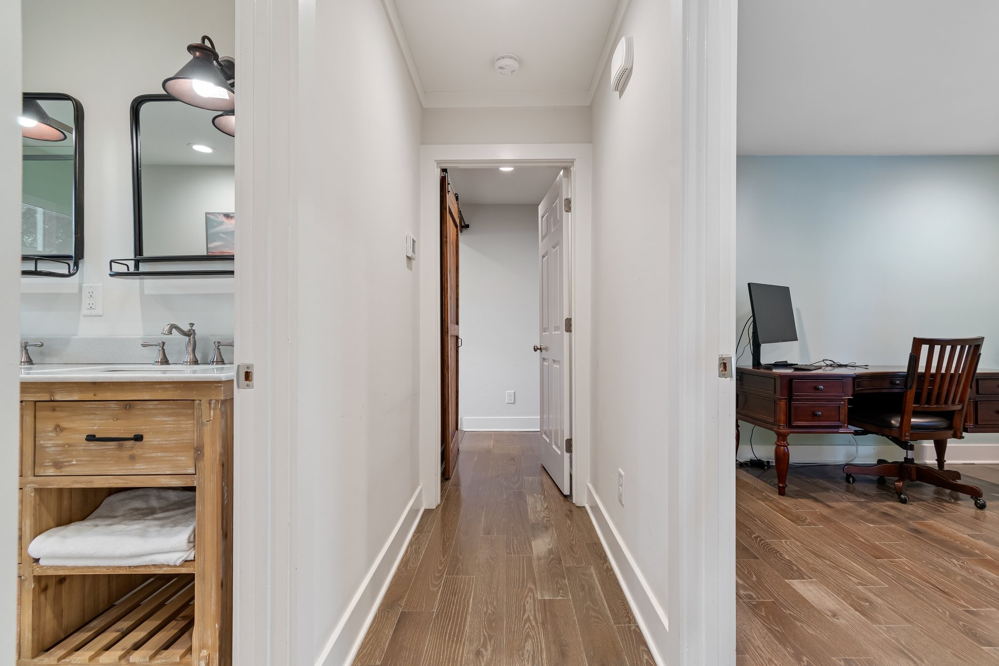 183 Lancaster Drive Franklin, TN 37064 - Photo 24 of 39 a view of a bathroom from the hallway