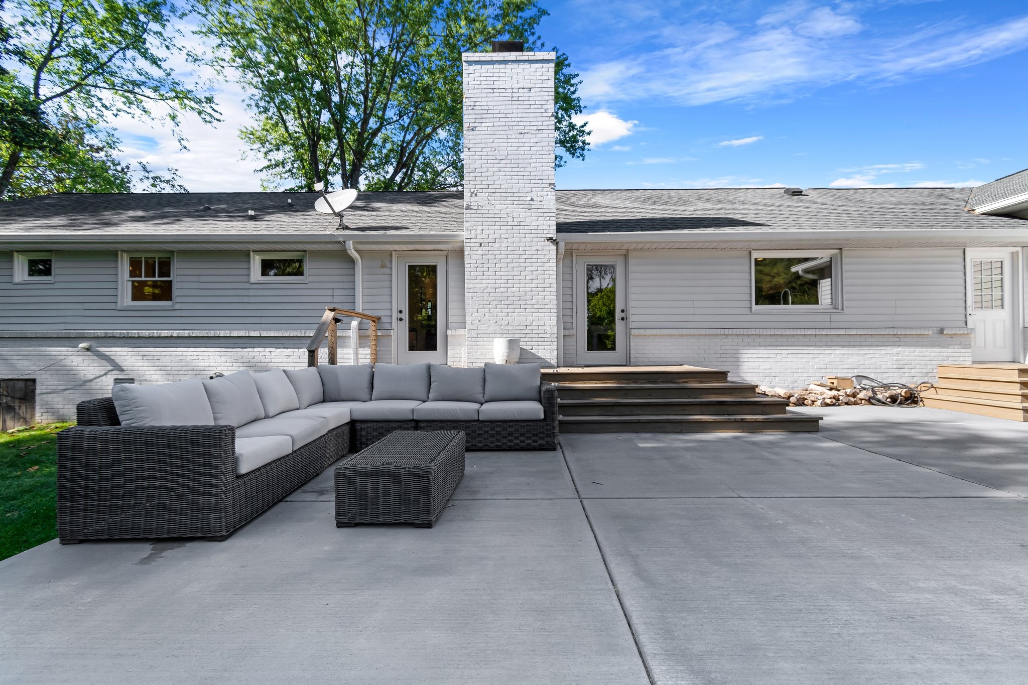 183 Lancaster Drive Franklin, TN 37064 - Photo 33 of 39 a view of a patio with couches and potted plants