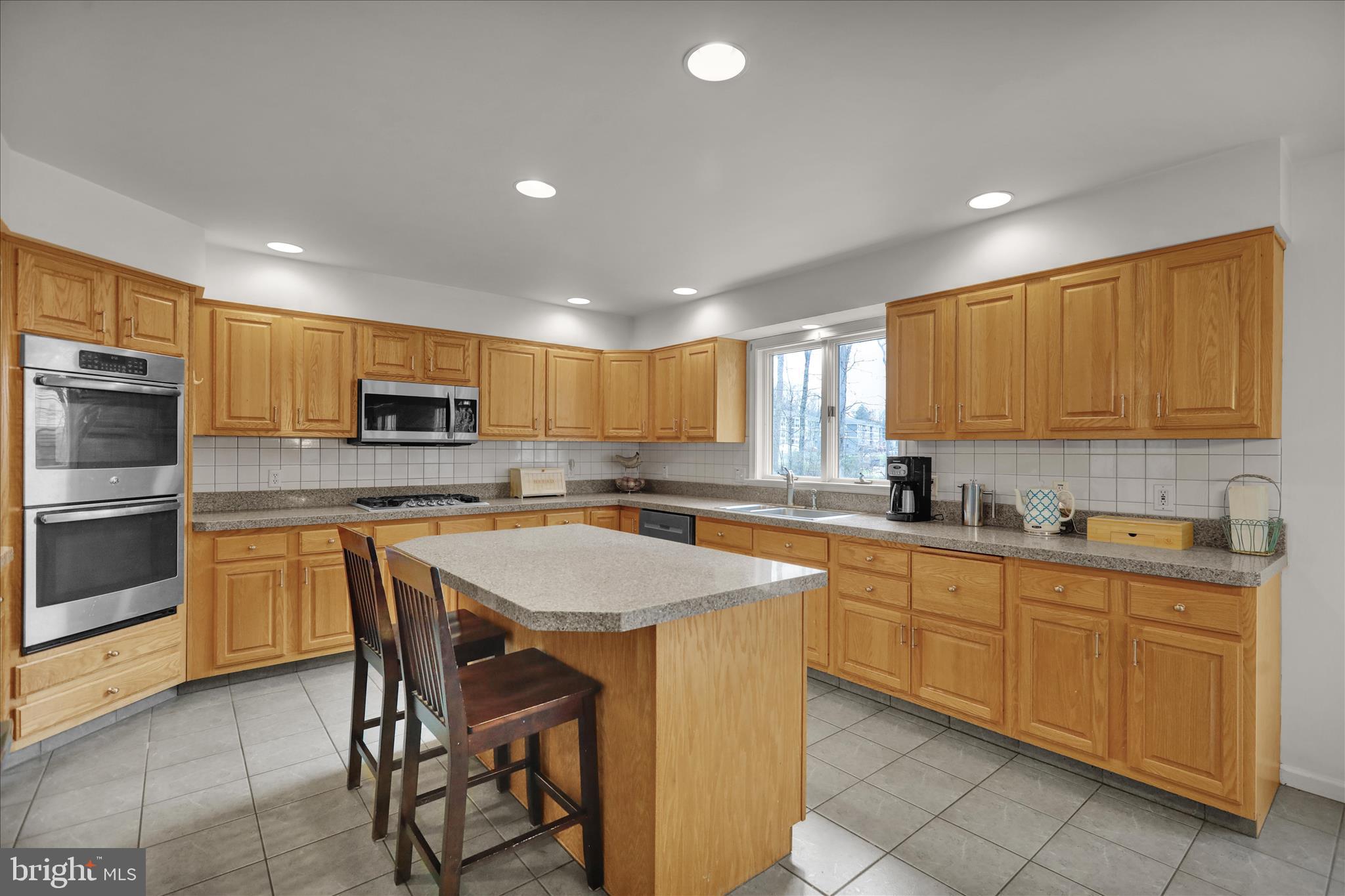 2004 Ridgeview Drive Orwigsburg, PA 17961 - Photo 15 of 56 Kitchen island