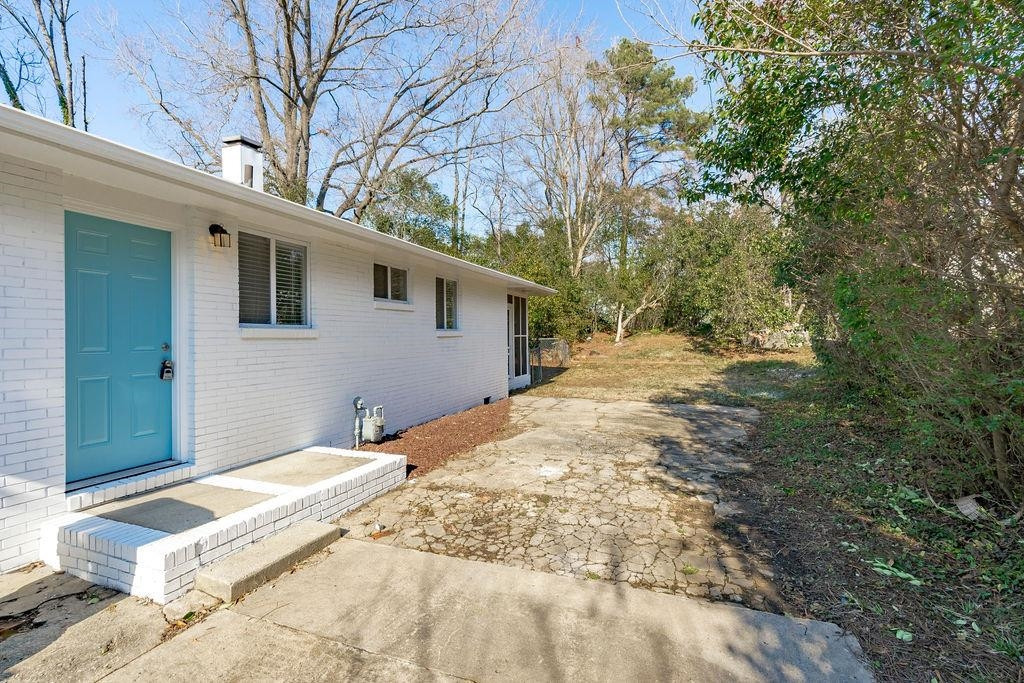707 Hadley Road Raleigh, NC 27610 - Photo 4 of 27 Photo 4