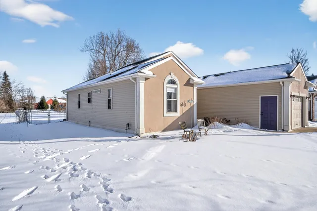 $250,000 | 167 Golfview Drive, Brooklyn, MI 49230