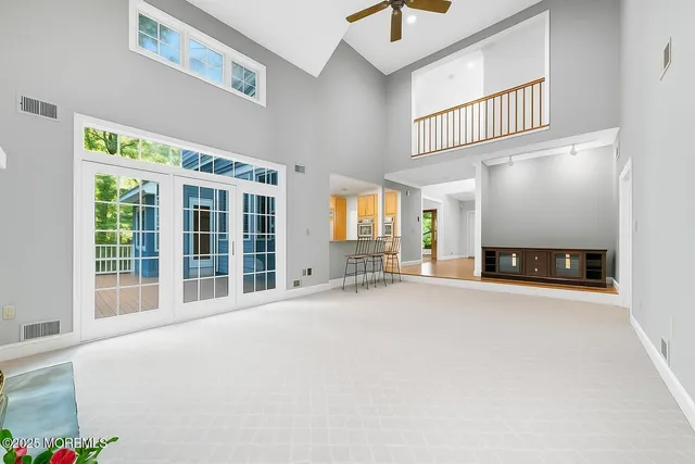 a view of entryway and hall