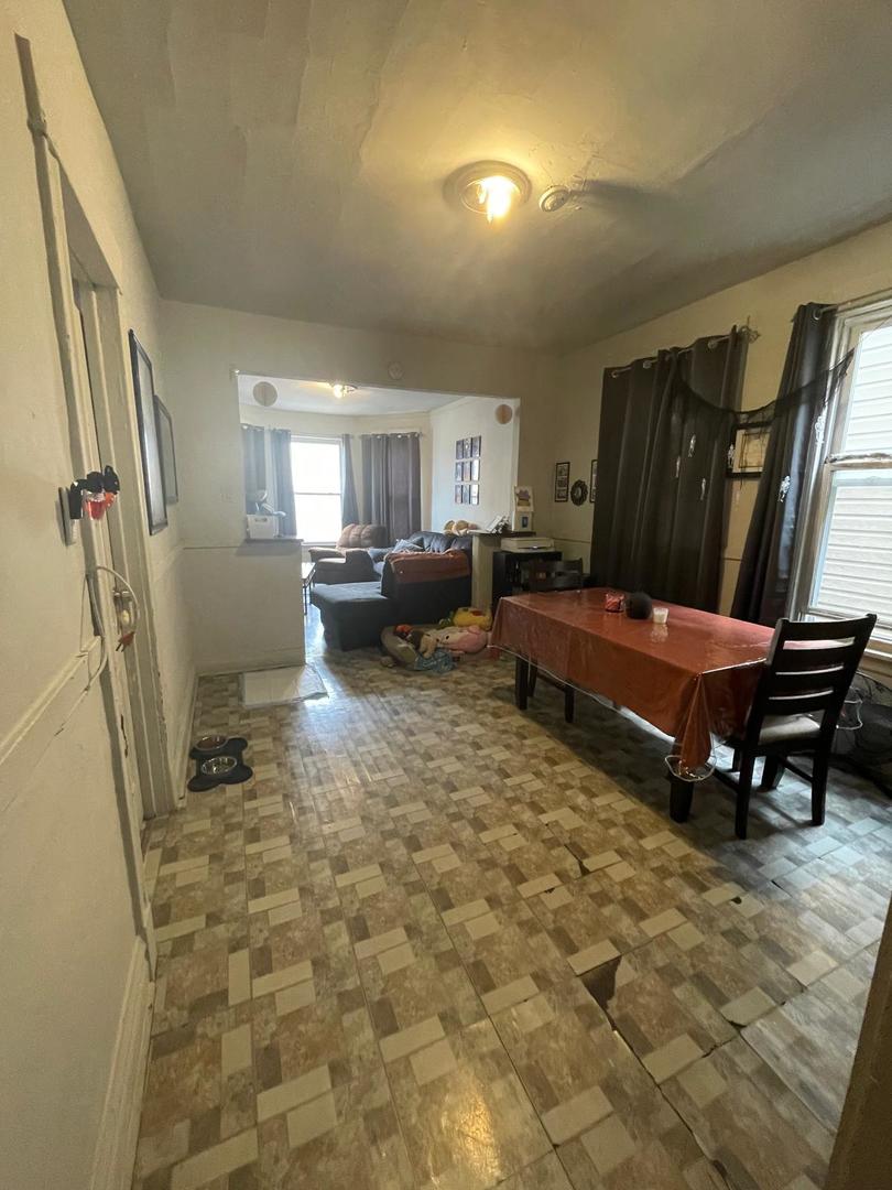 2106 North Pulaski Road Chicago, IL 60639 - Photo 8 of 33 Gallery Image 8