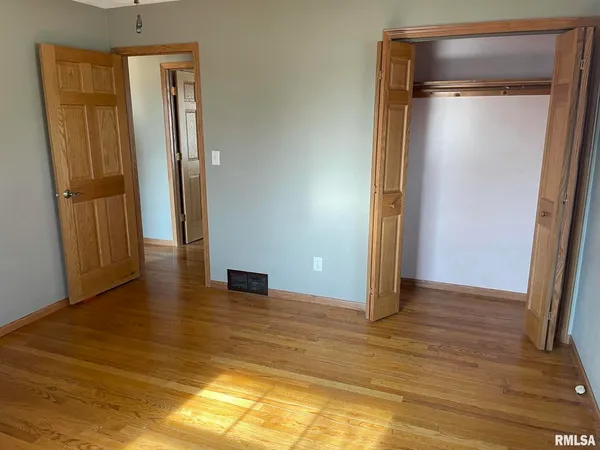 $1,700 | 2806 West 47th Street, Davenport, IA 52806