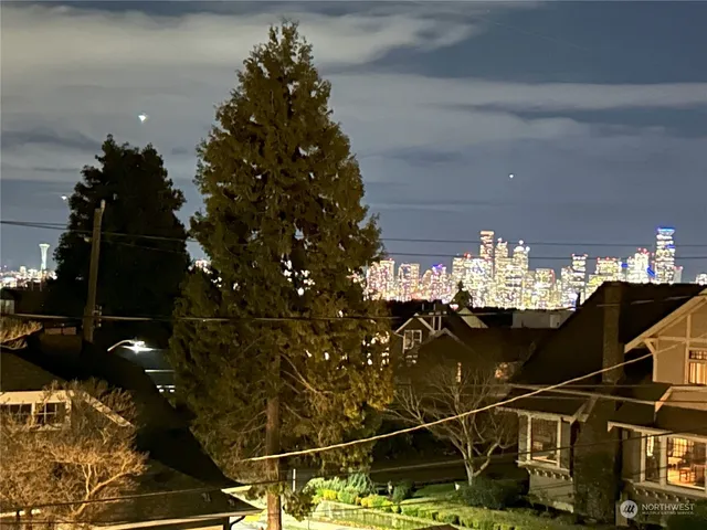 $4,600,000 | 2515 Belvidere Avenue Southwest, Seattle, WA 98126