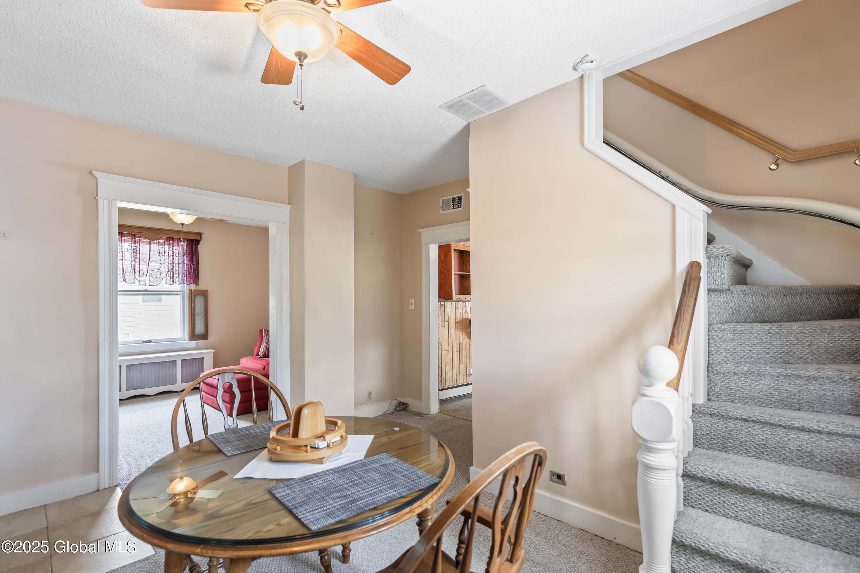 2353 Curry Road Rotterdam, NY 12303 - Photo 11 of 43 10