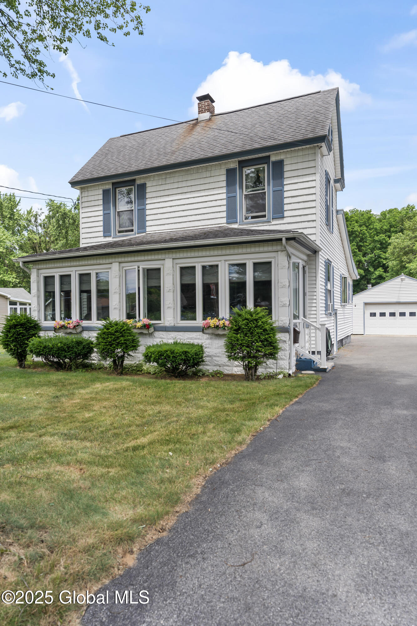 2353 Curry Road Rotterdam, NY 12303 - Photo 2 of 43 2