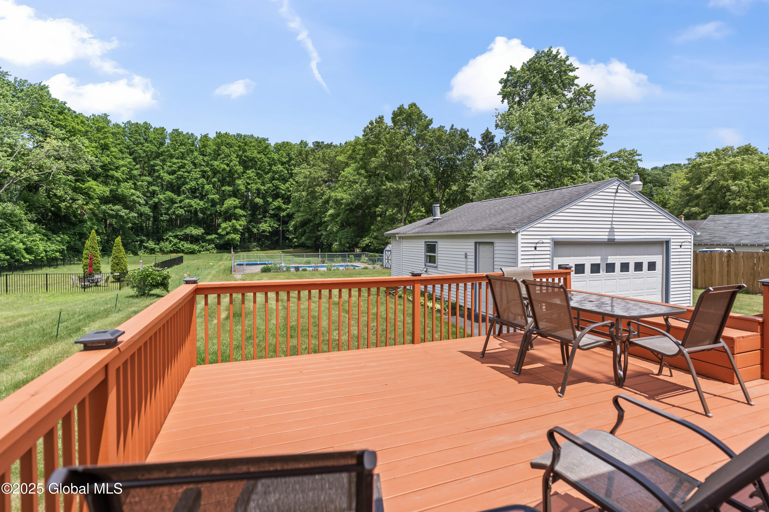 2353 Curry Road Rotterdam, NY 12303 - Photo 27 of 43 26