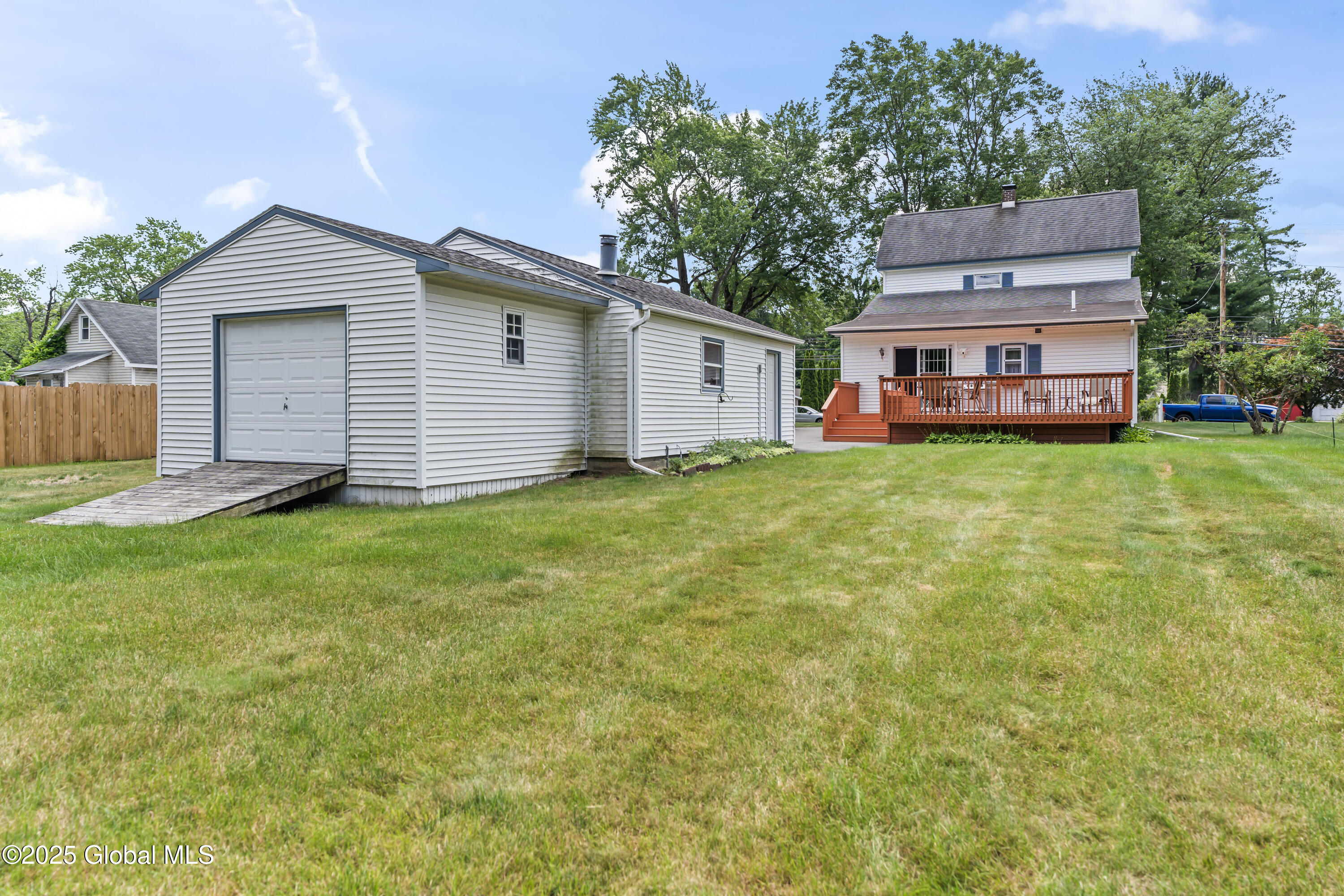 2353 Curry Road Rotterdam, NY 12303 - Photo 28 of 43 27