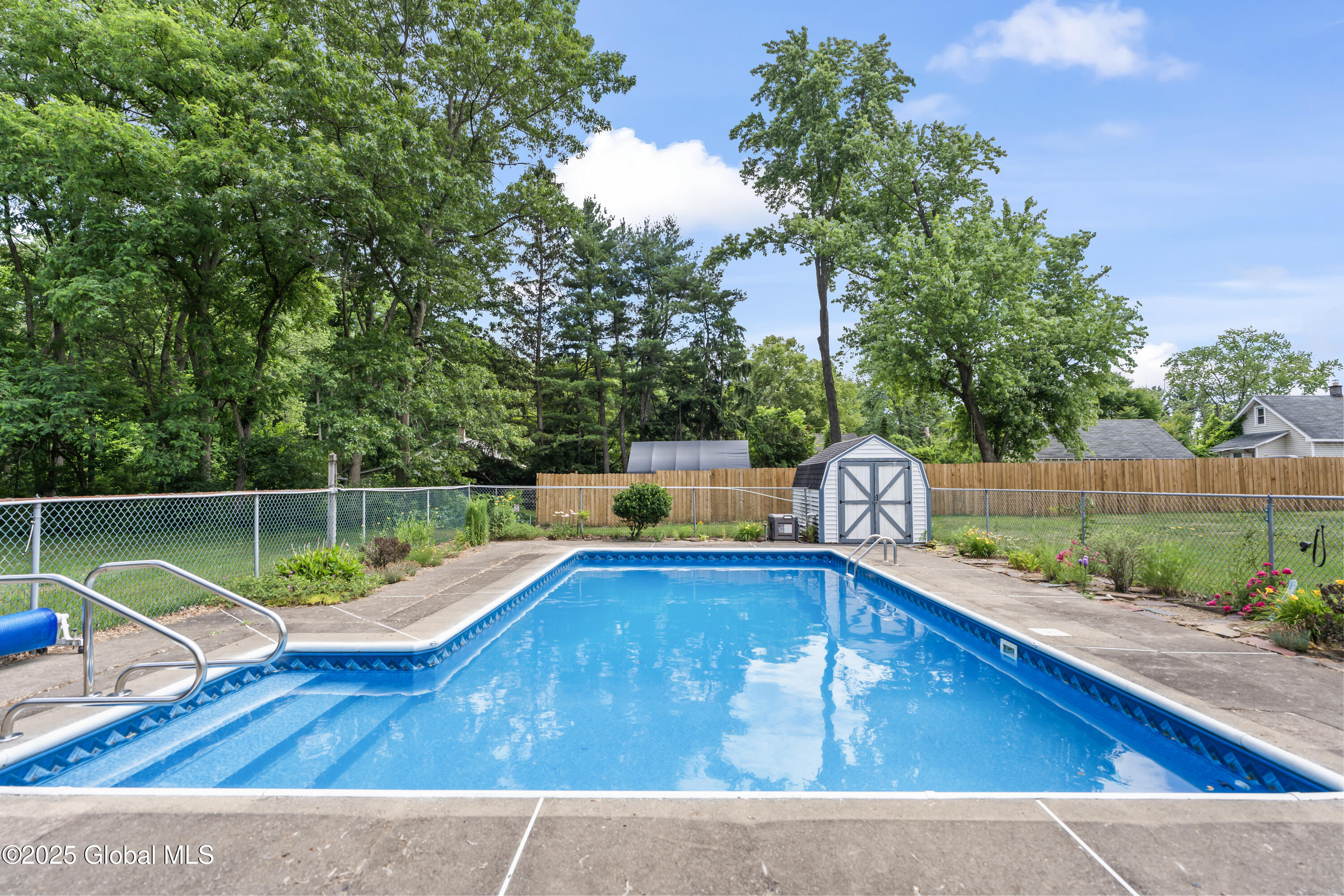 2353 Curry Road Rotterdam, NY 12303 - Photo 32 of 43 30