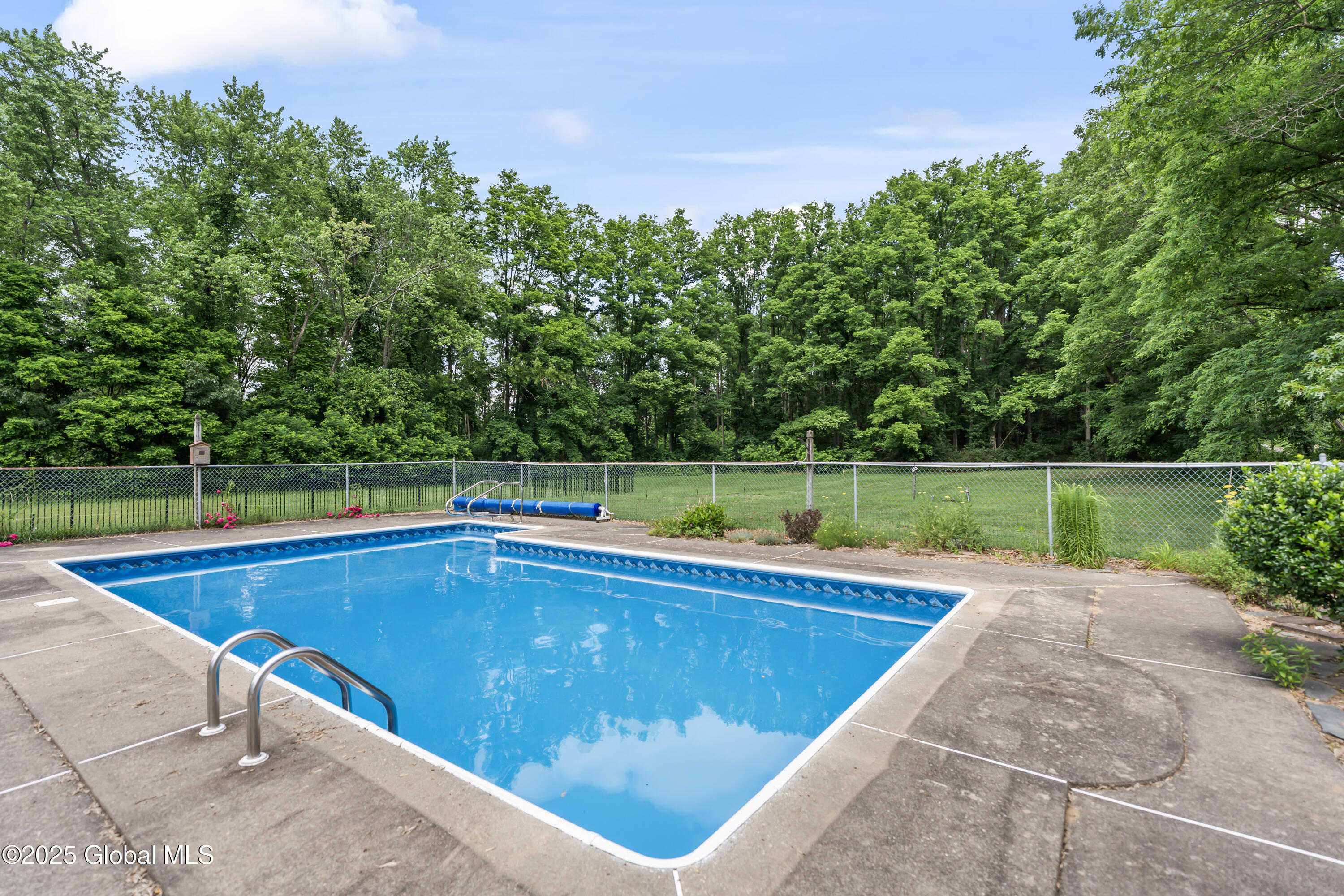 2353 Curry Road Rotterdam, NY 12303 - Photo 33 of 43 31