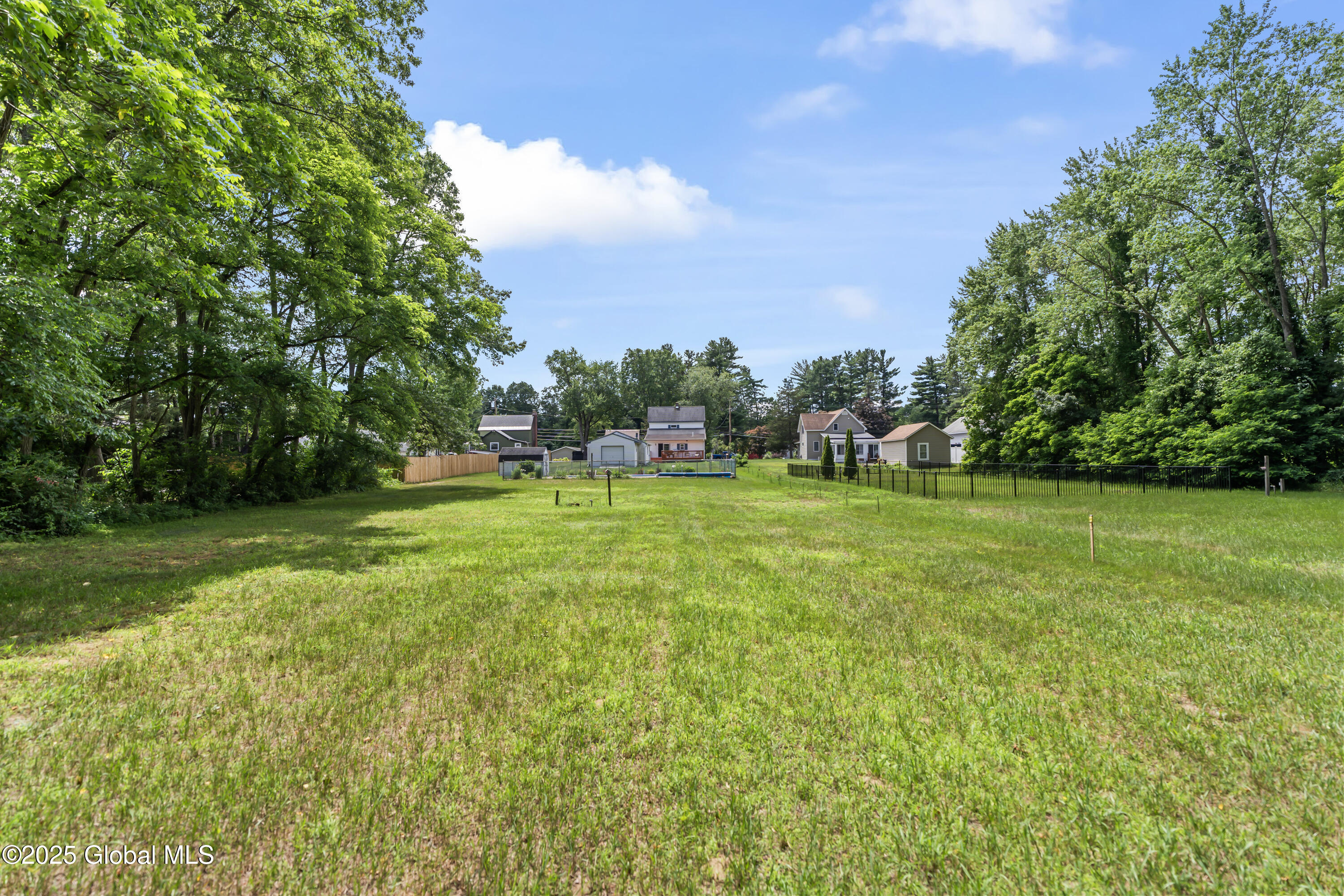 2353 Curry Road Rotterdam, NY 12303 - Photo 35 of 43 33