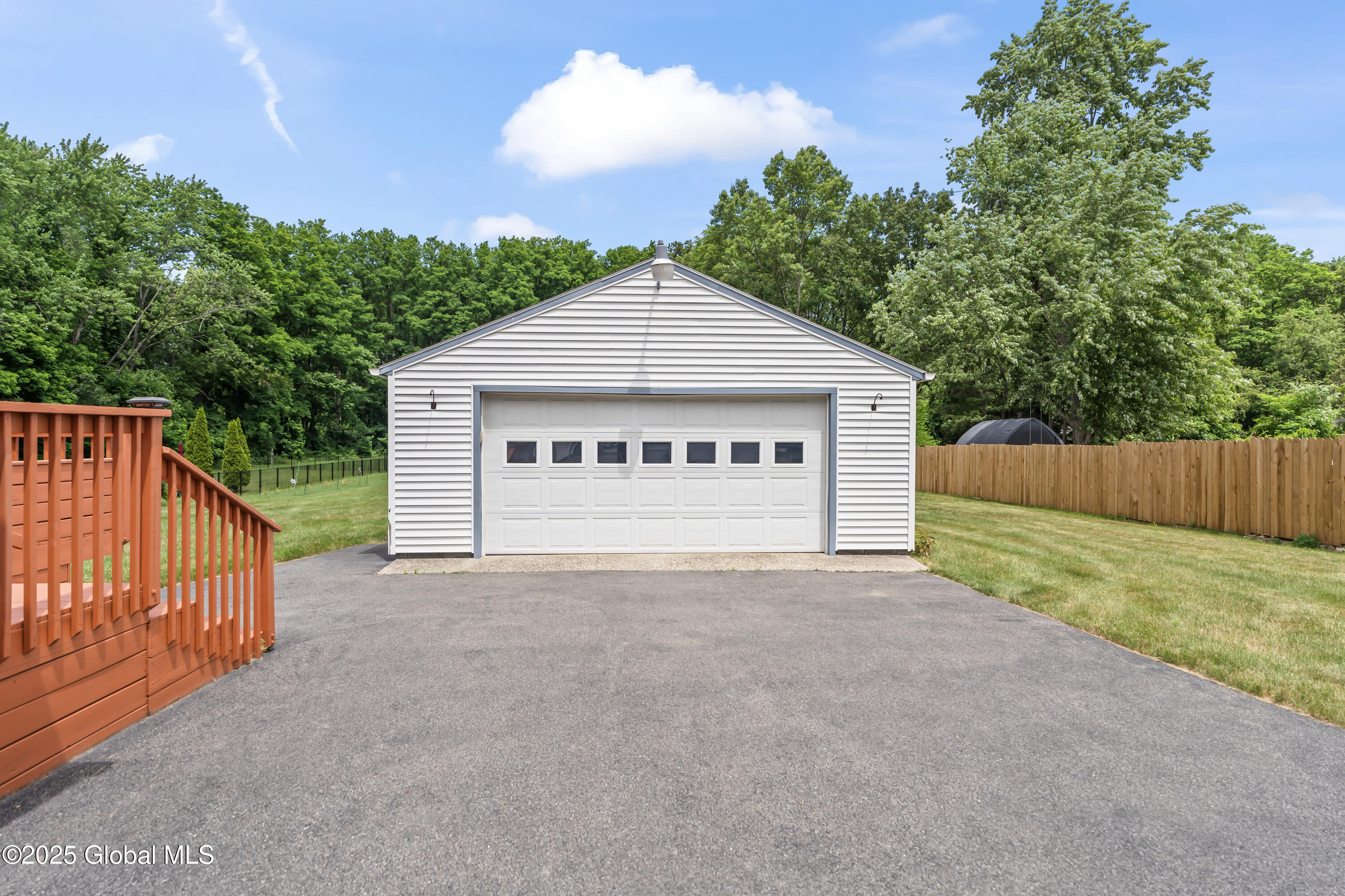 2353 Curry Road Rotterdam, NY 12303 - Photo 4 of 43 4