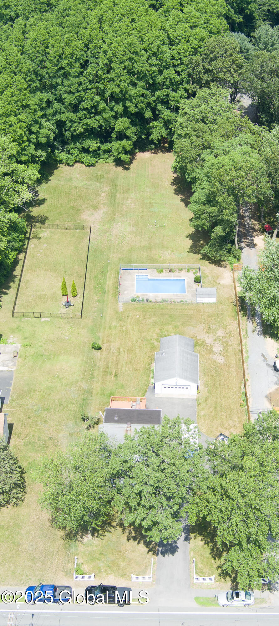2353 Curry Road Rotterdam, NY 12303 - Photo 41 of 43 40