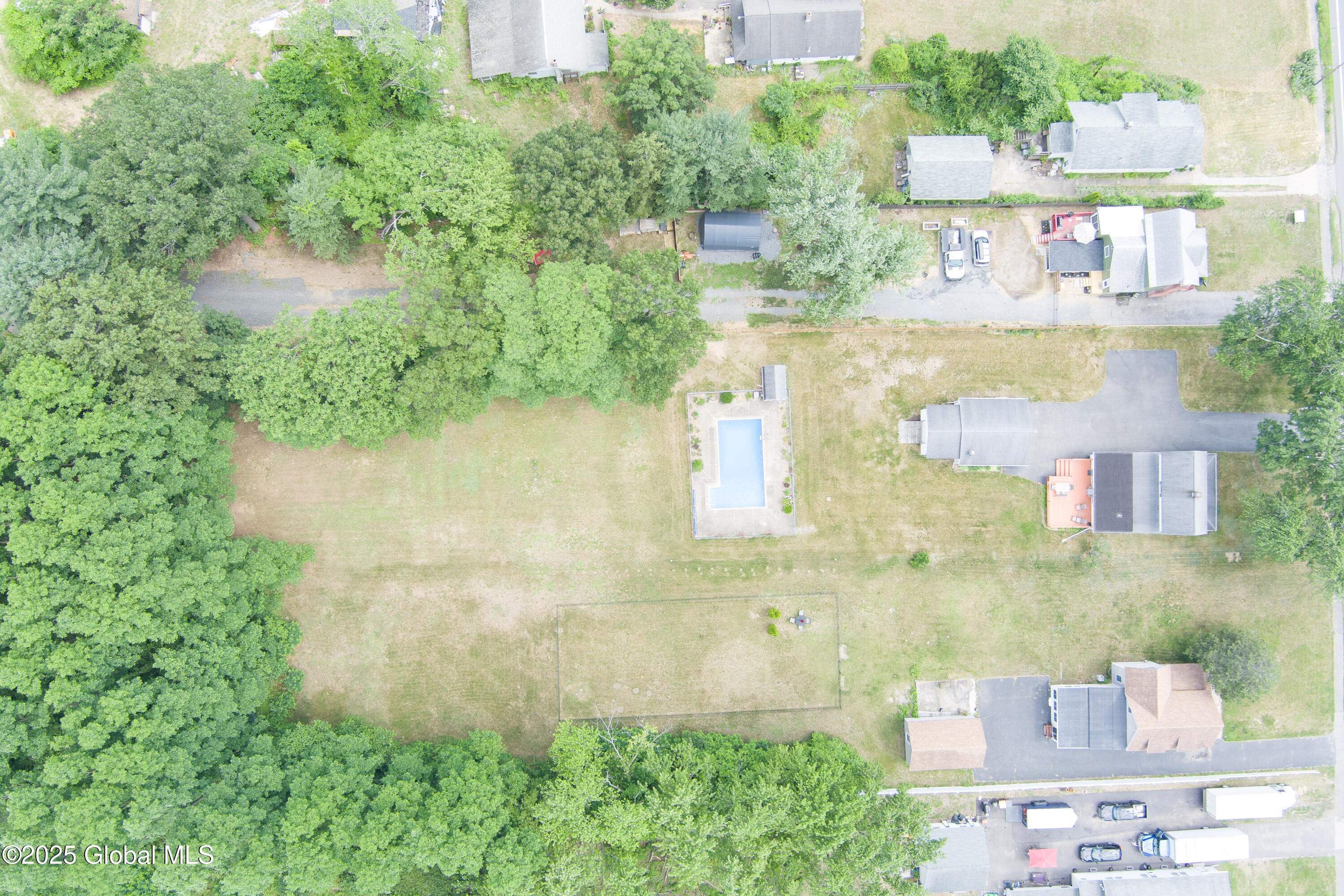 2353 Curry Road Rotterdam, NY 12303 - Photo 42 of 43 40a