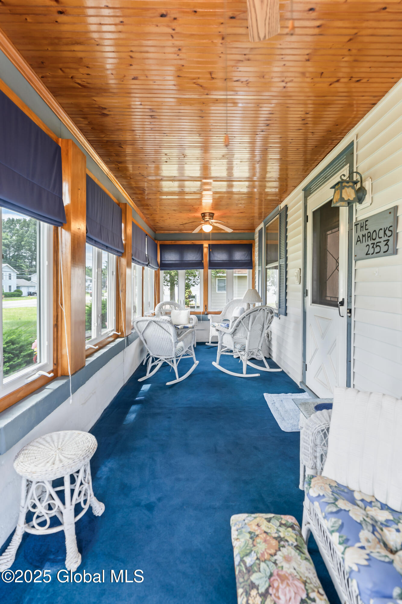 2353 Curry Road Rotterdam, NY 12303 - Photo 5 of 43 5