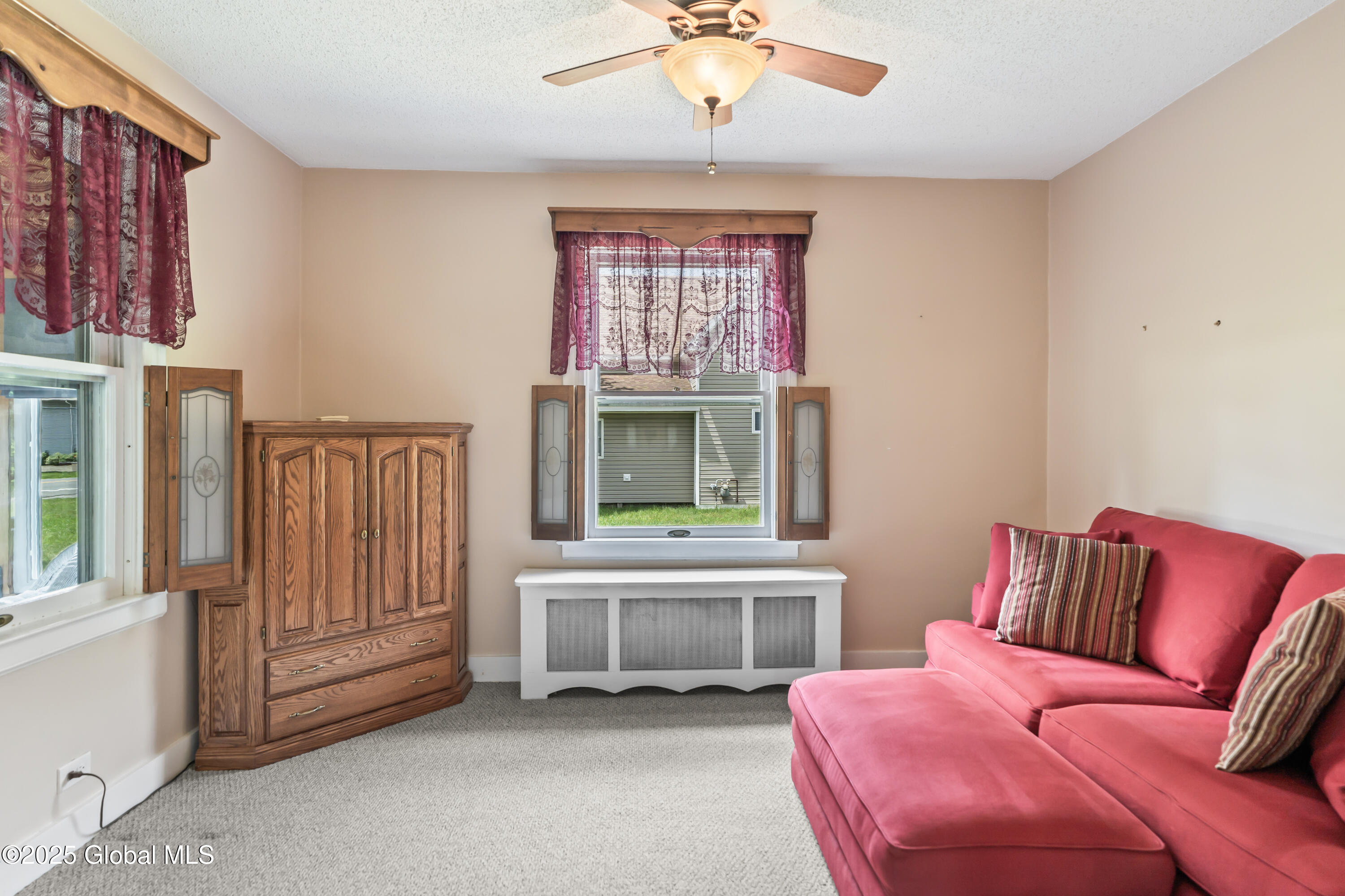 2353 Curry Road Rotterdam, NY 12303 - Photo 8 of 43 8