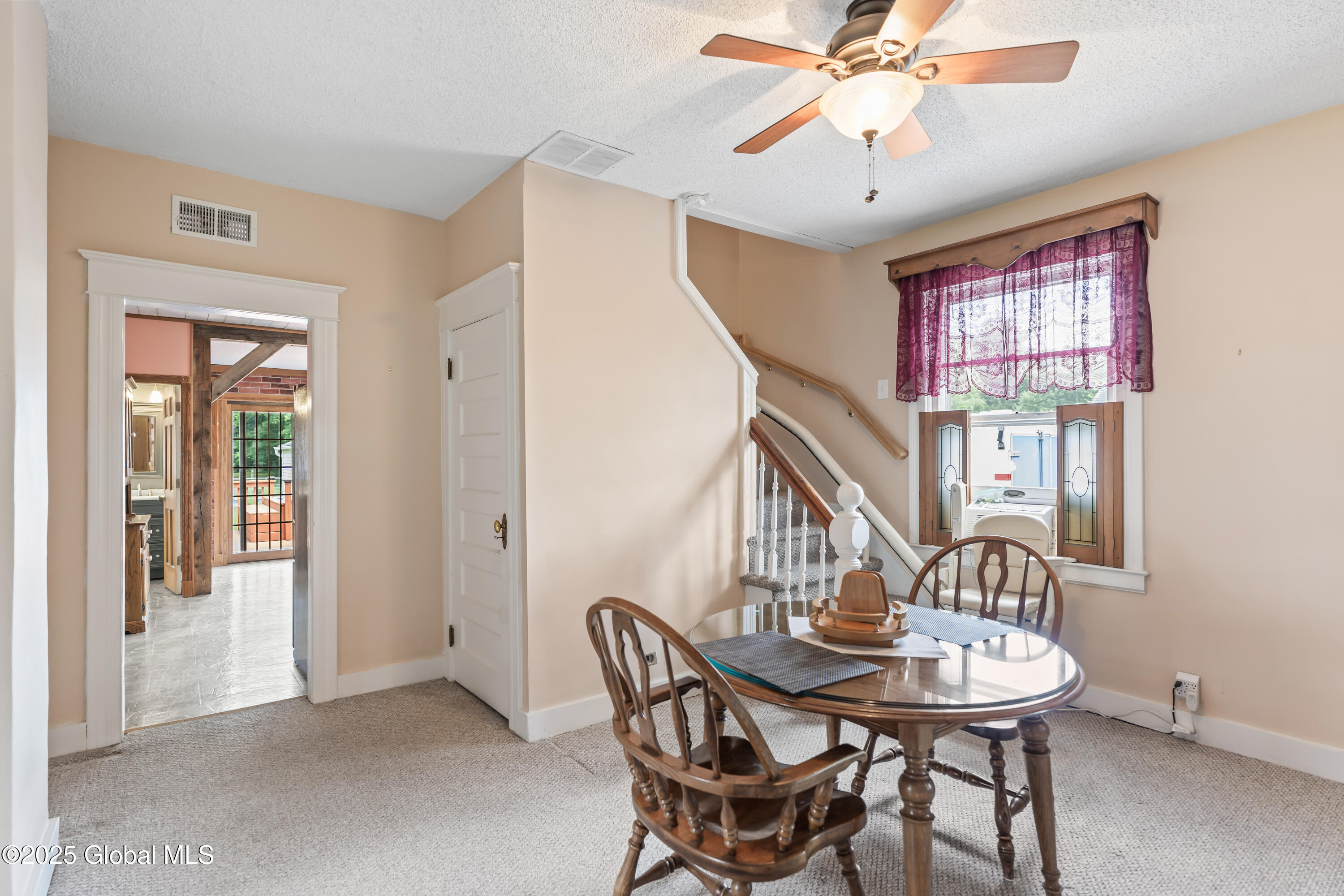 2353 Curry Road Rotterdam, NY 12303 - Photo 9 of 43 9