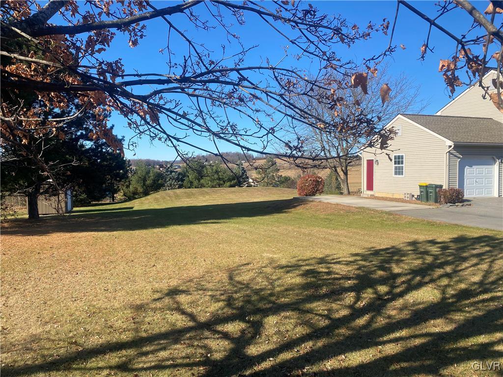 2910 Sickle Road Bath, PA 18014 - Photo 4 of 30 a view of an ocean