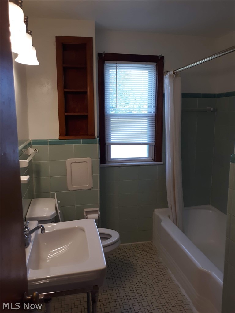 747 Babbitt Road Euclid, OH 44123 - Photo 28 of 44