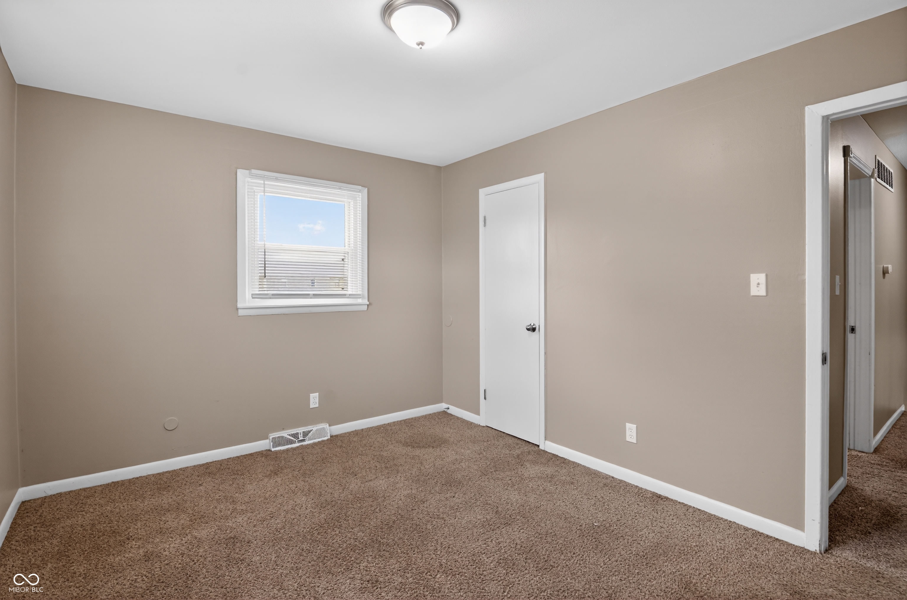 4231 Thompson Road Indianapolis, IN 46237 - Photo 24 of 40