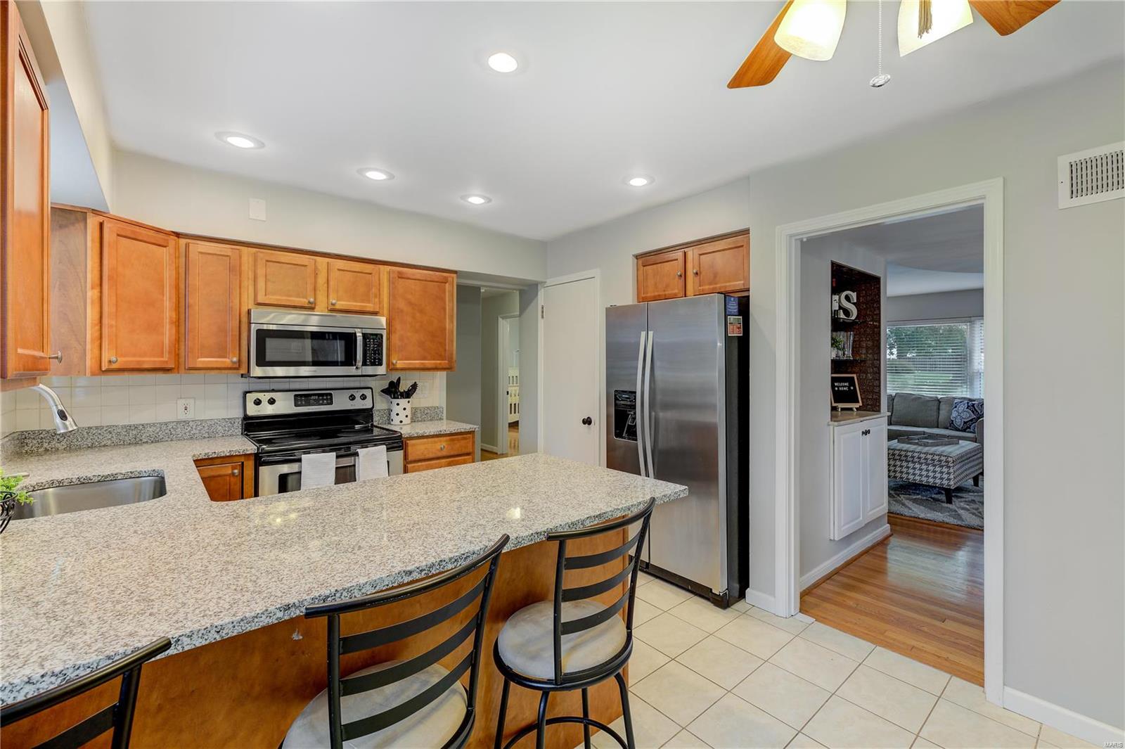 706 Dougherty Ferry Road St. Louis, MO 63122 - Photo 10 of 20 Gallery Image 10