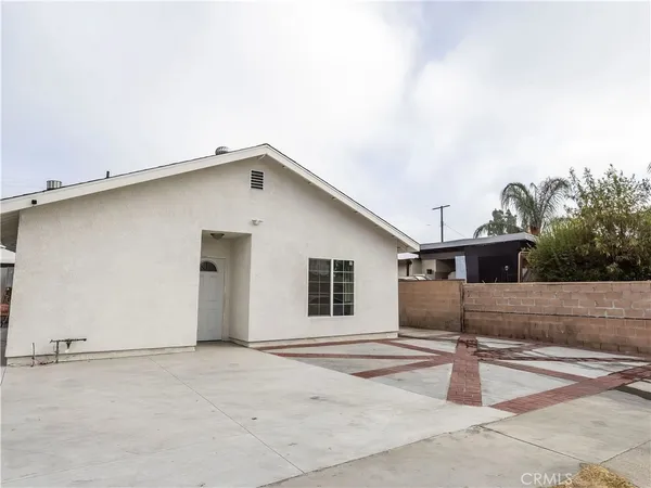 $2,000 | 12971 Montford Street, Pacoima, CA 91331