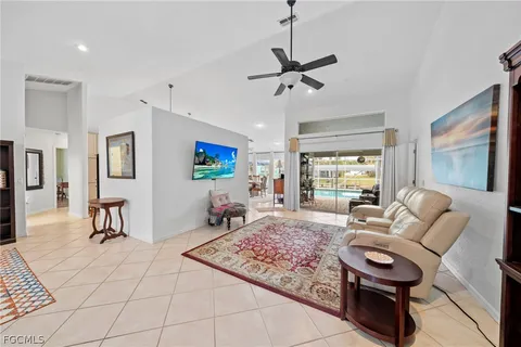 $635,900 | 1007 Southeast 23rd Avenue, Cape Coral, FL 33990