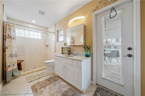 $635,900 | 1007 Southeast 23rd Avenue, Cape Coral, FL 33990