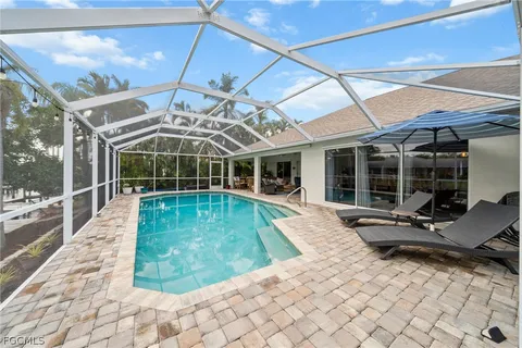 $635,900 | 1007 Southeast 23rd Avenue, Cape Coral, FL 33990