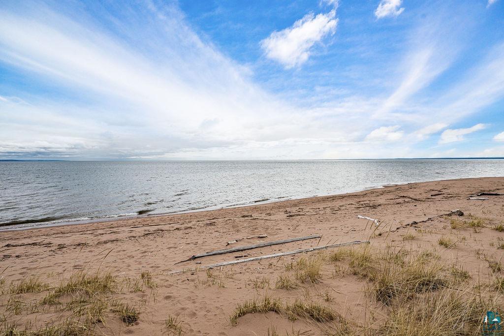 3206 Minnesota Avenue Duluth, MN 55802 - Photo 38 of 51 Expansive waterfront featuring your own sandy beach, natural shoreline, and distant horizon