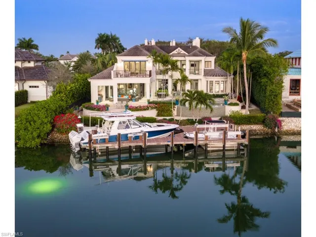 $17,900,000 | 3430 Gin Lane, Naples, FL 34102