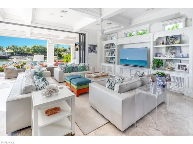 $17,900,000 | 3430 Gin Lane, Naples, FL 34102