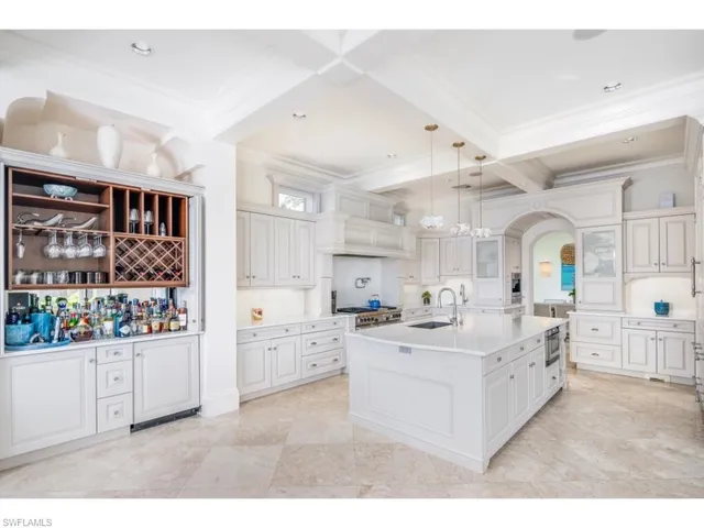 $17,900,000 | 3430 Gin Lane, Naples, FL 34102
