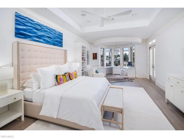 $17,900,000 | 3430 Gin Lane, Naples, FL 34102