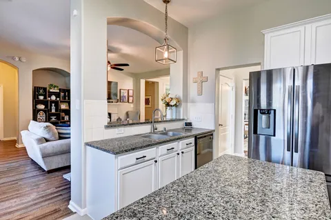 $380,000 | 9138 Running Eagle Falls, Tomball, TX 77375