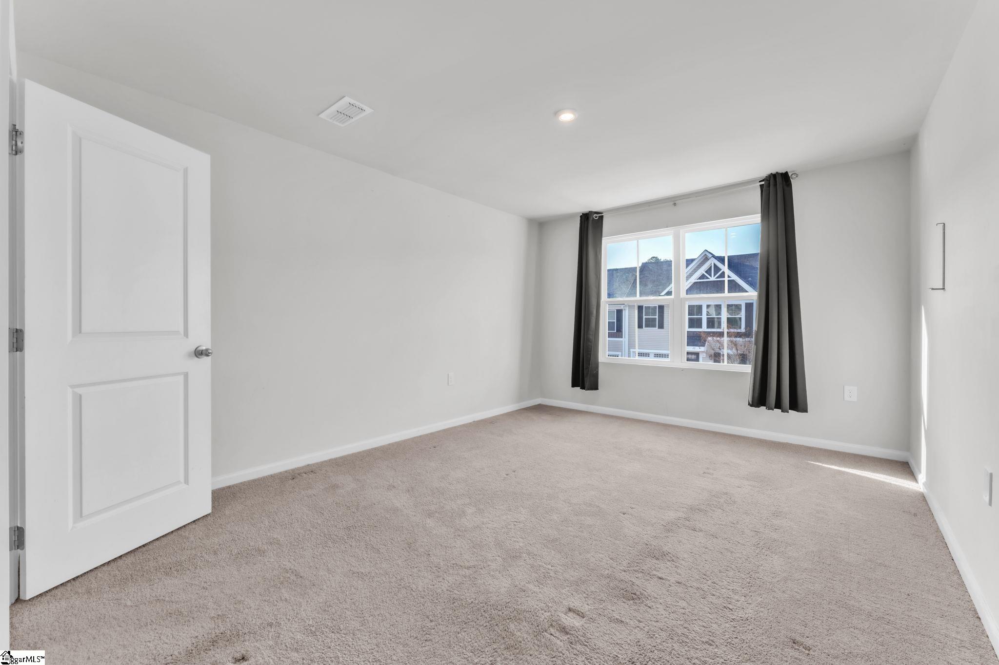 102 Englefield Drive Fountain Inn, SC 29644 - Photo 25 of 35