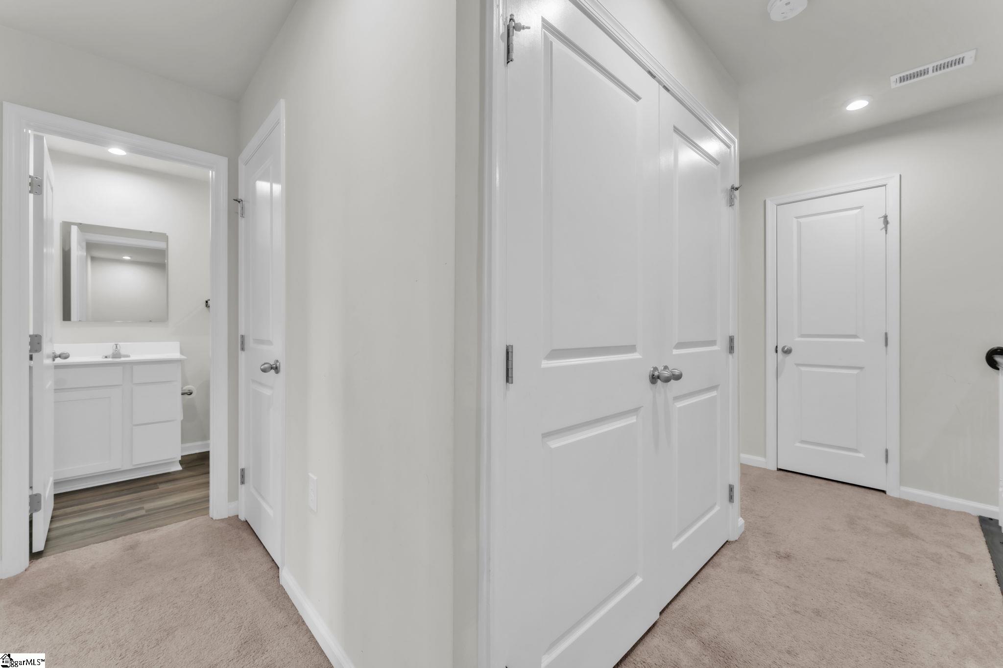 102 Englefield Drive Fountain Inn, SC 29644 - Photo 29 of 35