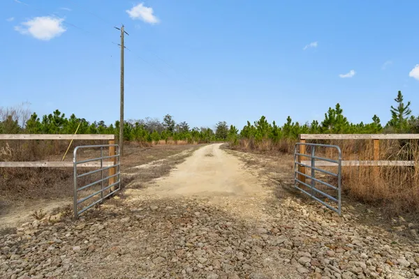 $1,400,000 | 1133 Show Horse Way, Laurel Hill, FL 32567
