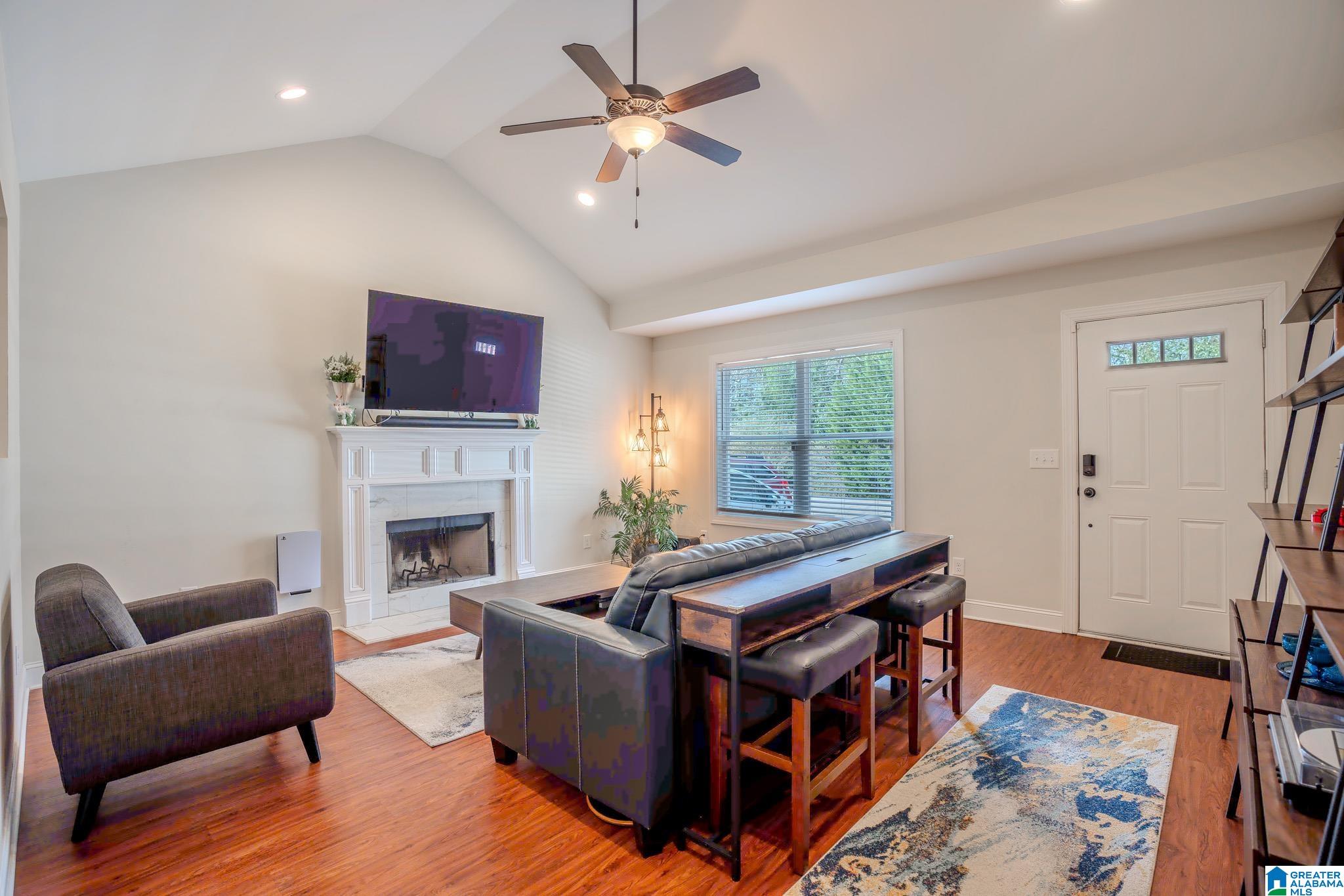 1076 Levine Road Odenville, AL 35120 - Photo 7 of 33 Gallery Image 7