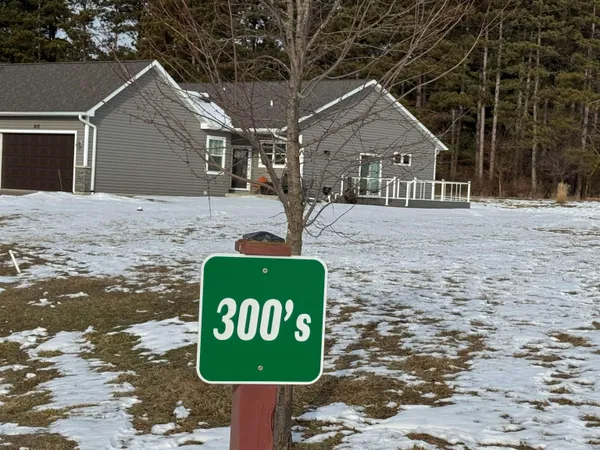 $67,000 | 315 Saddle Ridge, Portage, WI 53901