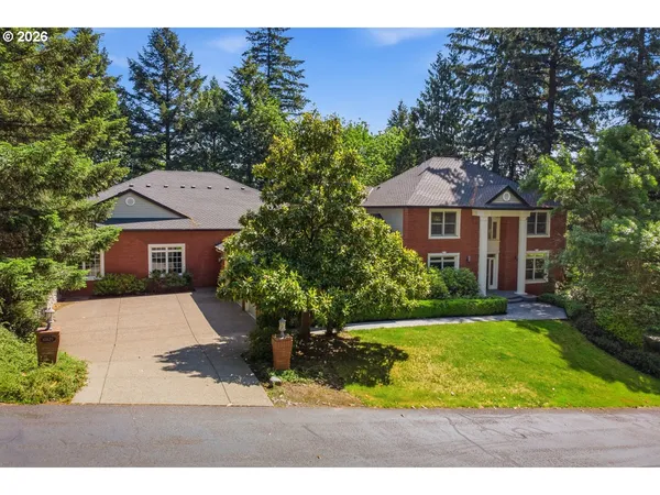 $1,395,000 | 10825 Southwest Avocet Court, Beaverton, OR 97007