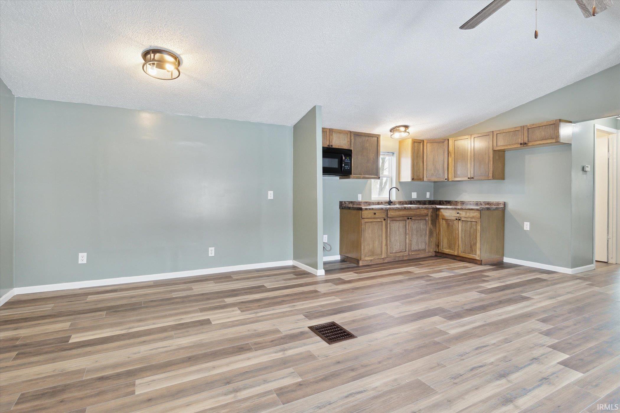 4370 Lilac Road Plymouth, IN 46563 - Photo 7 of 15 Gallery Image 7