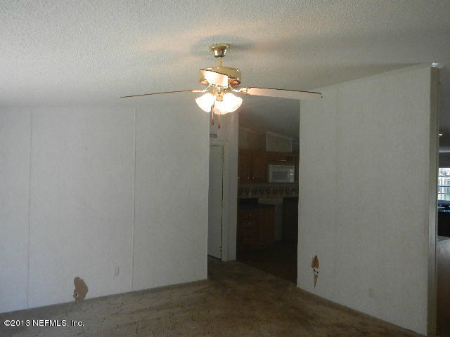 129 North Sipprell Road Florahome, FL 32140 - Photo 3 of 16 DSCN4152