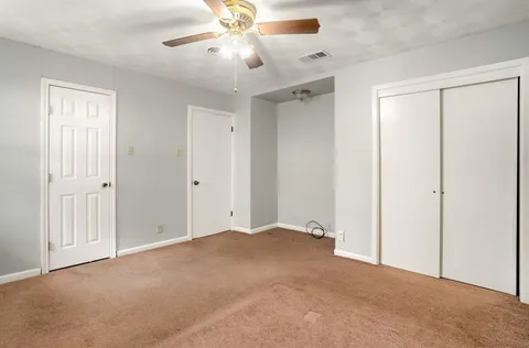 $289,999 | 405 Harriett Street, Arlington, TX 76010